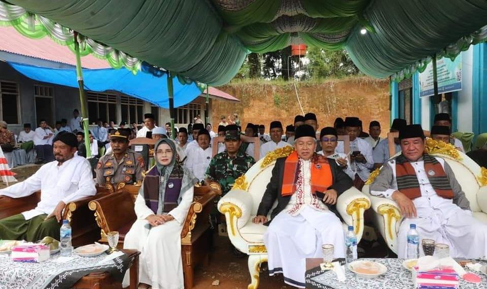 Wagub Rosjhonsyah Hadiri Peringatan Hari Santri Nasional Di Muko-Muko